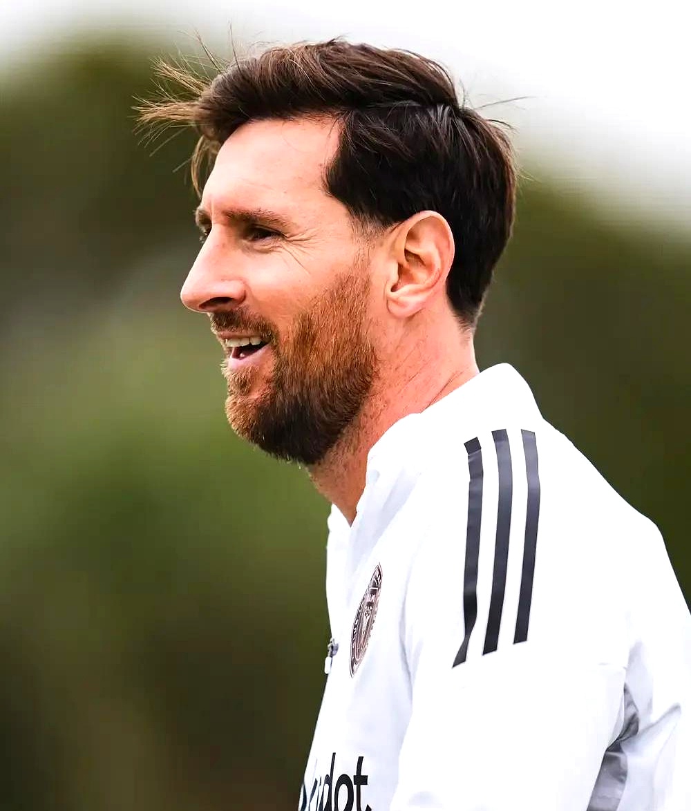 从梅西连续五场比赛得分超过险胜到成都蓉城赛前远射贴柱，洛杉矶湖人加时末段防线松动的简单介绍