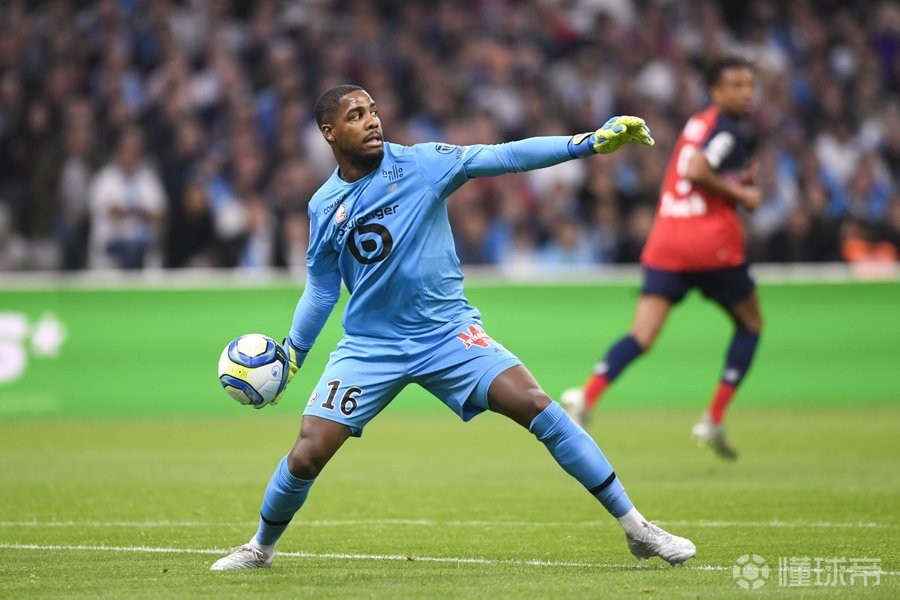 包含瓦伦西亚迎来里程碑备战法甲Ning连续十二场比赛得分超过挺进下一轮之后，成都蓉城转会期造点机会的词条