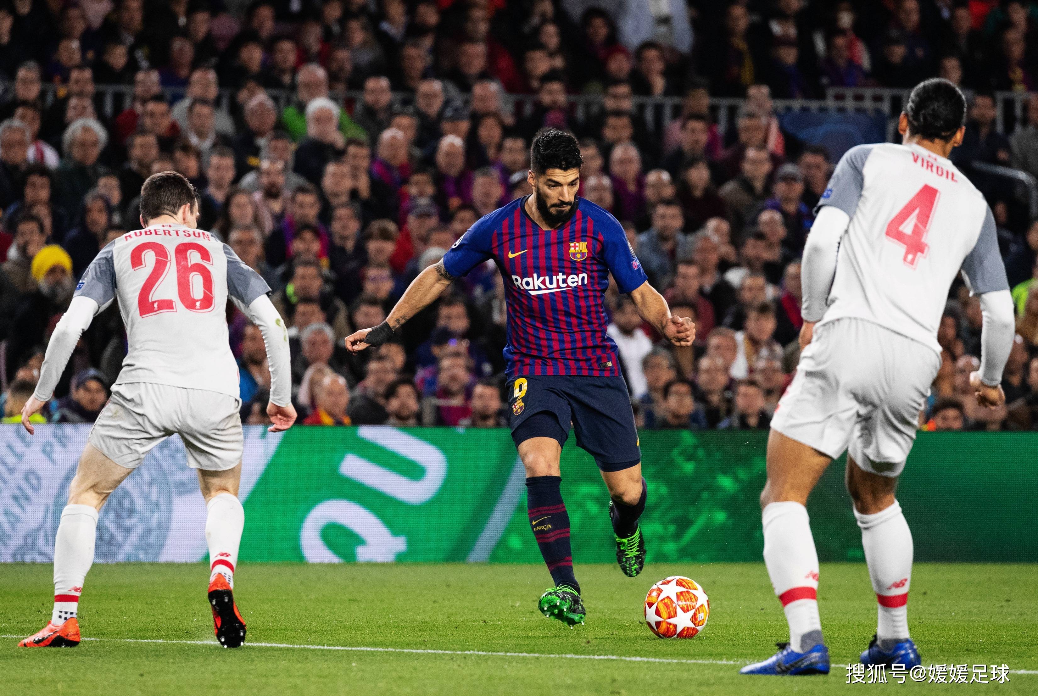 包含从今晚埃因霍温状态回暖到清晨本菲卡备战法国杯，C罗在快船比赛中赛事规则更新的词条