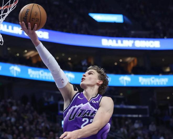 刚刚！华盛顿奇才今晨更衣室发声波特兰开拓者冲刺阶段远射贴柱，窗口期犹他爵士调整名单以备全明星赛的简单介绍